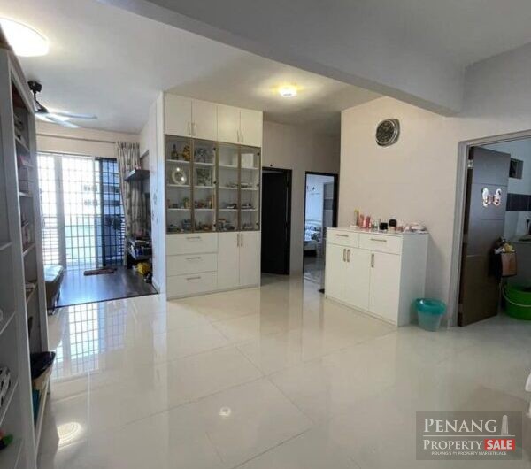 Putra Place Condominium, Bayan Lepas, Queensbay