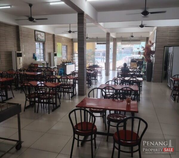 For Rent Ground Floor Shoplot all Equipment ready for business at Jalan Baru Batu Maung Main Road Pulau Pinang