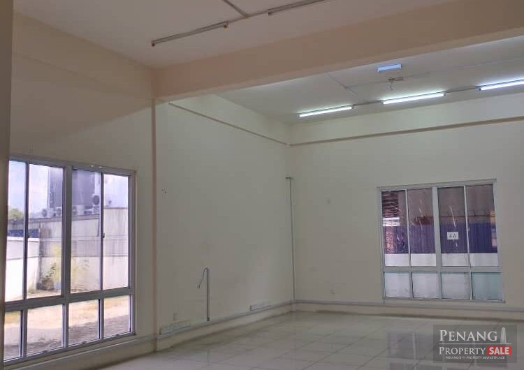 (DESERVE CORNER UNIT) at Kawasan Perindustri Ringan Juru 2stry Semi-D Factory, Juru