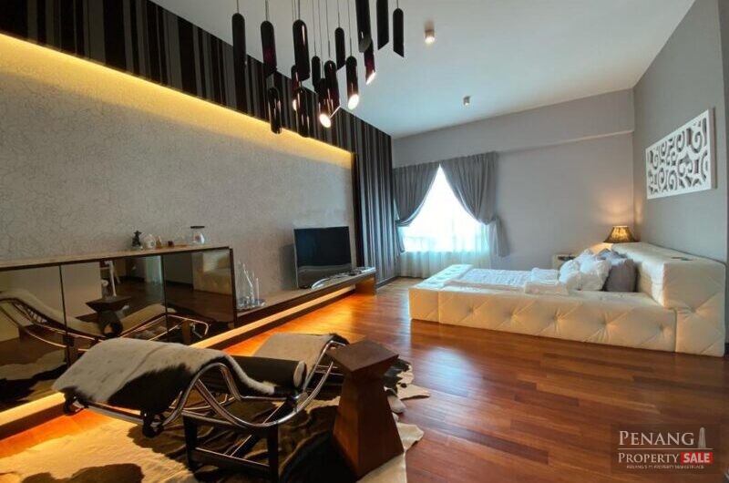 Elegant BayStar Condo – Queensbay Mall