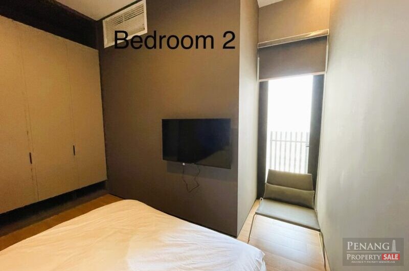 City of Dreams, Waterfront Condo with Unobstructed Seaview.