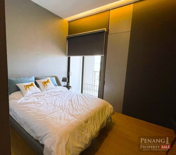 City of Dreams, Waterfront Condo with Unobstructed Seaview.
