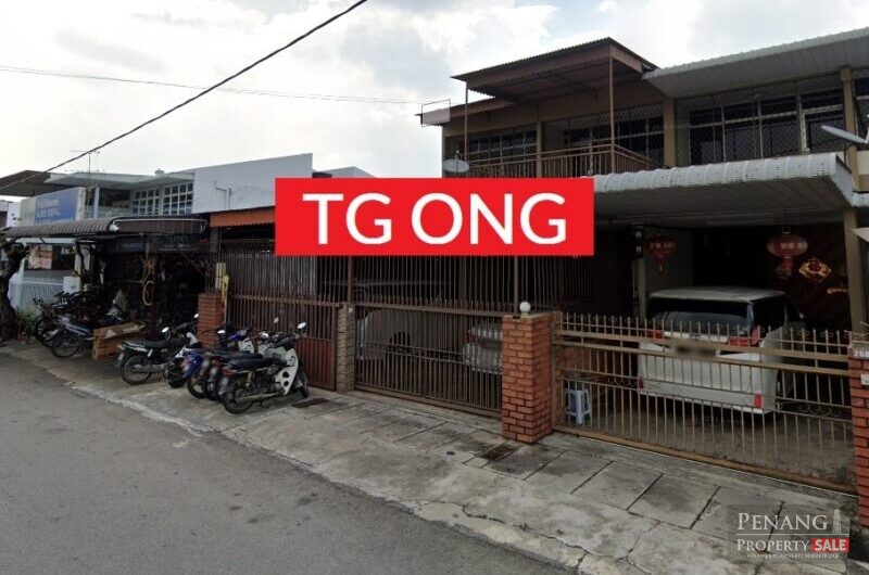 Ground Floor Commercial Lot High Visibility Facing Mainroad Rare in Market