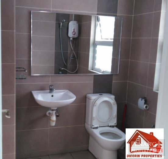 Huge Condo, near Queenbay Mall, Factories, Penang Bridge, Airport