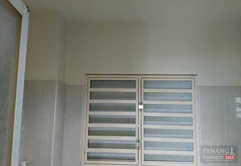I-Regency Condo Next to USM, 1200SF 3 rooms and 2 carparks