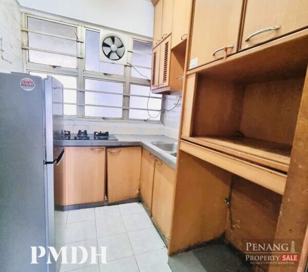BJ Court Bayan Lepas Penang Nice Unit Good Buy