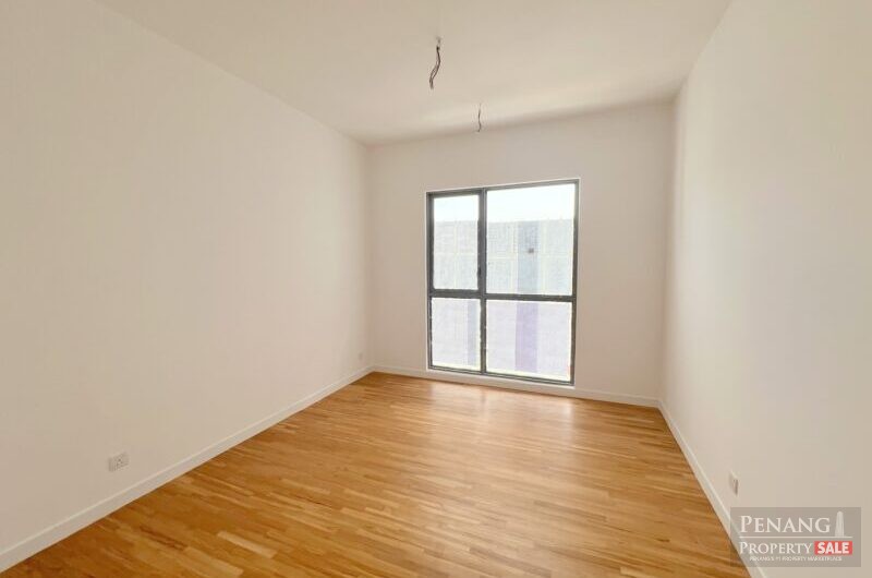 [KEY WITH ME] Triuni Residence Corner Unit 1302sqft 3 CAR PARK Gelugor