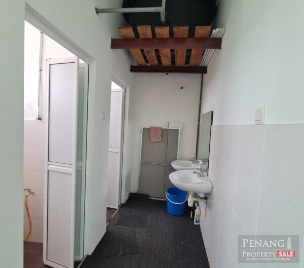Jelutong Shop Office Near Straits Garden, H2O, Maritime Karpal Singh Drive