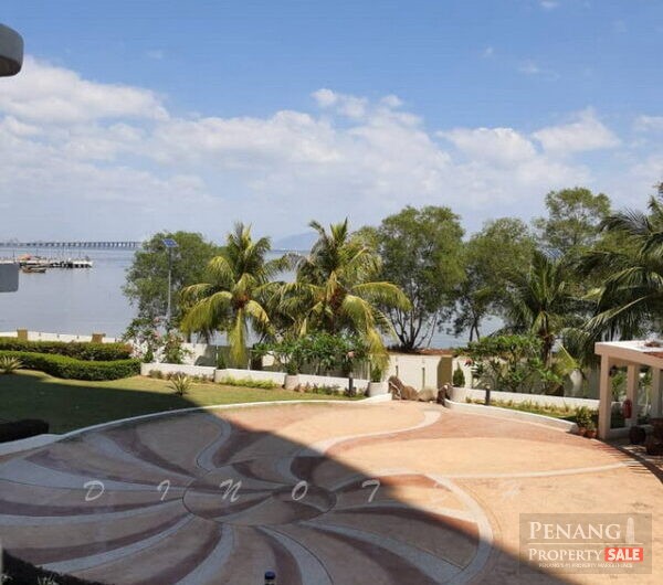 Putra Marine, Rare Duplex Condo with Regal Seaview at Queensbay