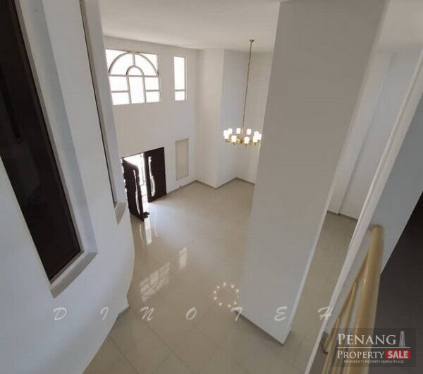 Putra Marine, Rare Duplex Condo with Regal Seaview at Queensbay