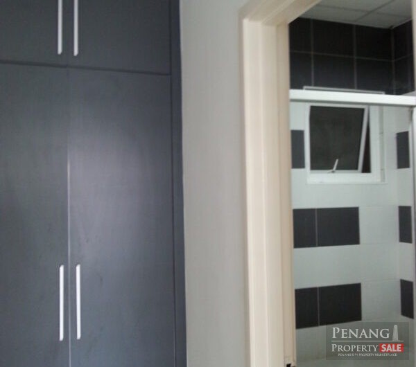 I-Regency Condo Next to USM, 1200SF 3 rooms and 2 carparks