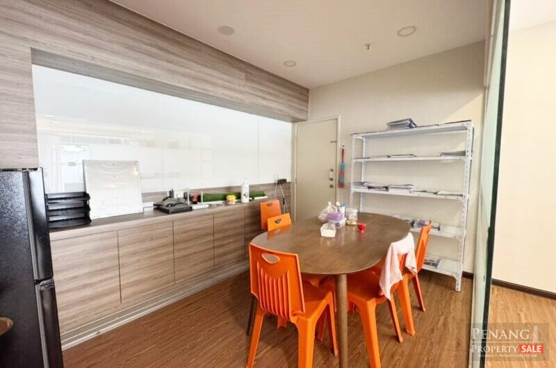 Elit avenue Bayan Baru Office Lot 1300sf First Floor face main road Renovated