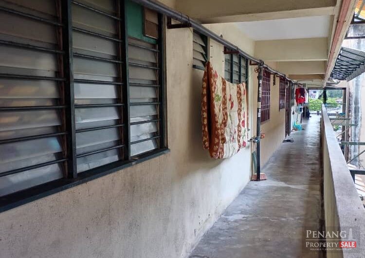(BELOW MARKET VALUE) RENOVATED at Halaman Nipah Apartment, Bayan Lepas