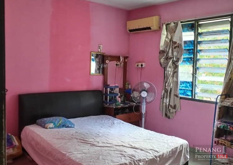 (BELOW MARKET VALUE) RENOVATED at Halaman Nipah Apartment, Bayan Lepas