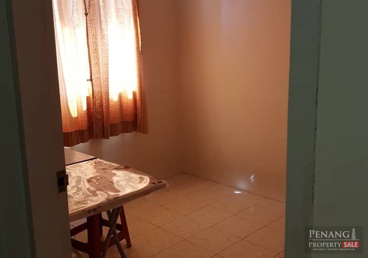 Taman Kristal Apartment Corner Unit