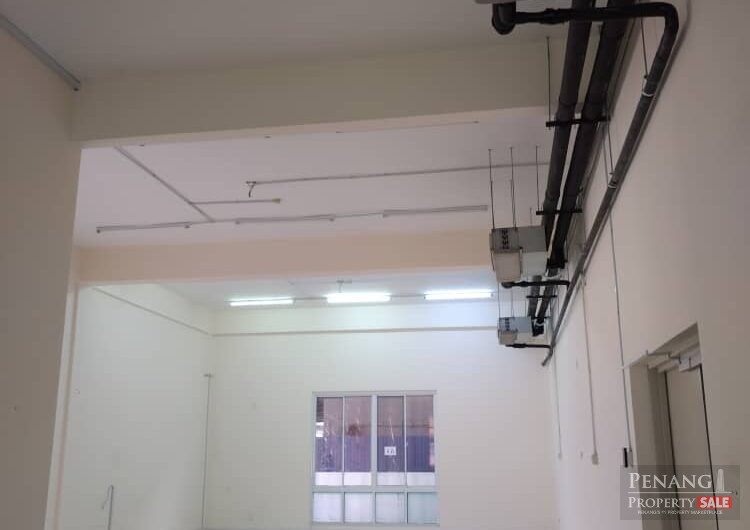 (DESERVE CORNER UNIT) at Kawasan Perindustri Ringan Juru 2stry Semi-D Factory, Juru