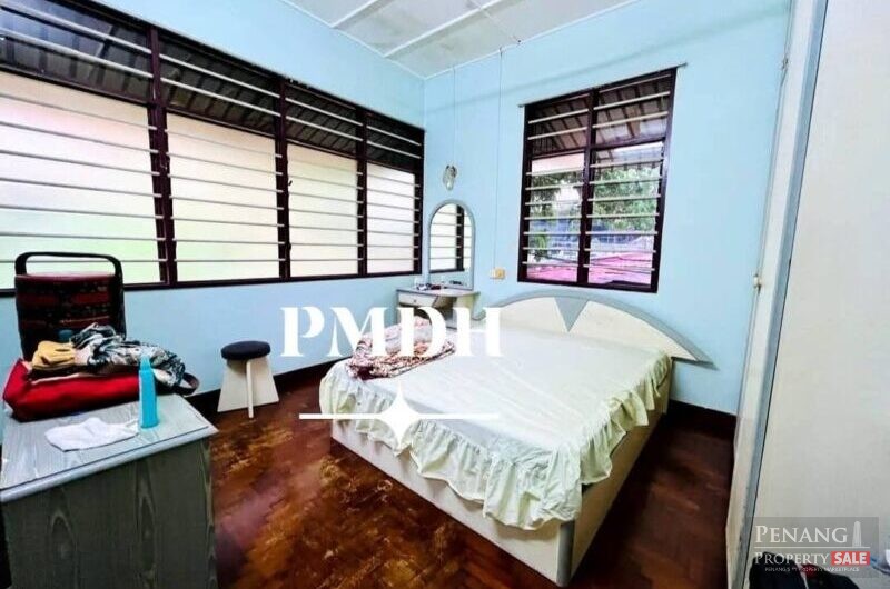 SALE 2 Storey Bungalow Landed House Penang Spacious
