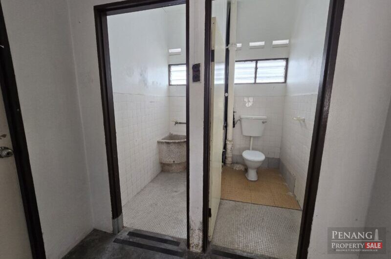 【Worth Buy !!】 2 Sty Bungalow House【 Sungai Ara 】4000sf Big Compound