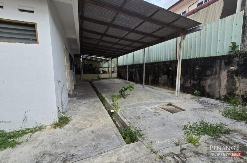 【Worth Buy !!】 2 Sty Bungalow House【 Sungai Ara 】4000sf Big Compound