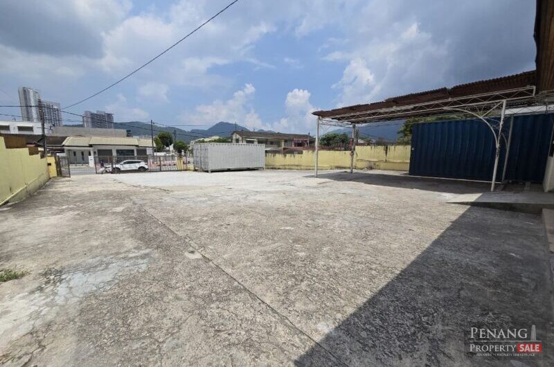 2 sty Bungalow / Warehouse Air Itam | Main Road | Big Compound 13000sf
