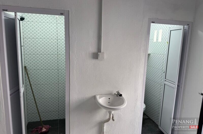 2 sty Shop | Jalan Zainal Abidin Georgetown | Near Macalister Road