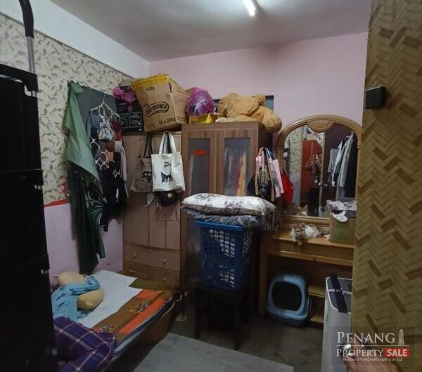Flat Kompleks Pulau Mutiara Lebuh Gat Macallum, Georgetown