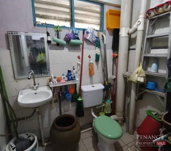 Flat Kompleks Pulau Mutiara Lebuh Gat Macallum, Georgetown