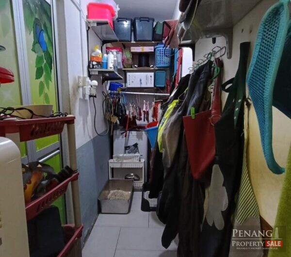 Flat Kompleks Pulau Mutiara Lebuh Gat Macallum, Georgetown