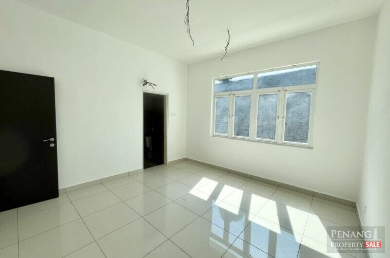 Sophisticated 3-Storey Semi-D in Cypress Villa, Gated & Guarded