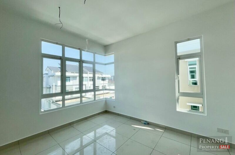 Sophisticated 3-Storey Semi-D in Cypress Villa, Gated & Guarded