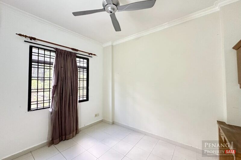 Exceptional 2500sf Pearl View Condo With Ocean View! 3 Parking Spaces