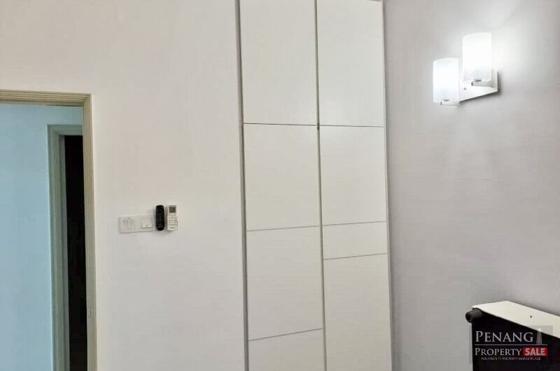 Renovated Corner Skycube Residence with 2 Carparks. Well Maintained!
