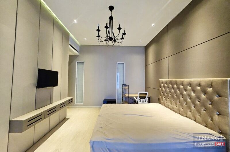 2 Bedrooms Suite Quayside Condo with Seaview, 2 Carparks, Nice Reno