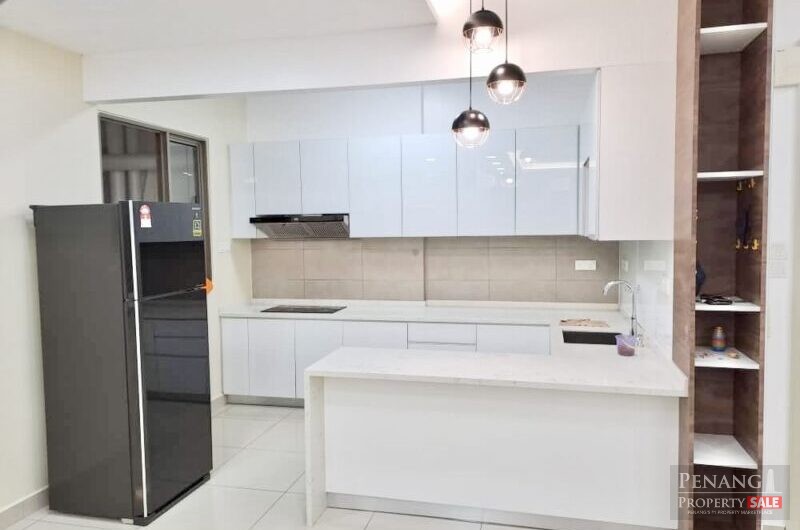 Renovated Corner Skycube Residence with 2 Carparks. Well Maintained!