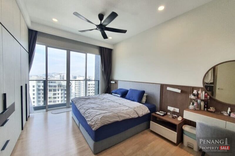 Fully Renovated Quay West Residence with Partially Seaview. Value buy