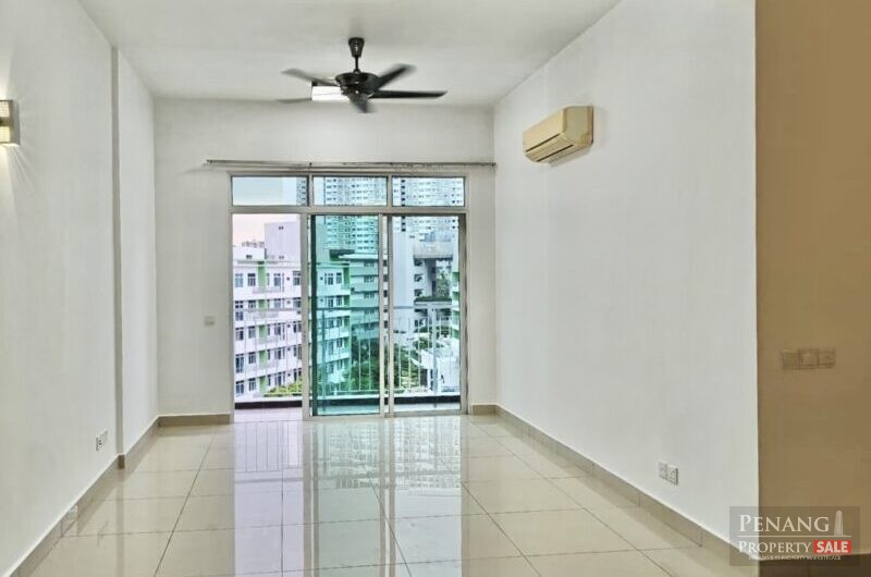 Spacious Reflections Condo with 2 Carparks, Dont Miss This Value Buy!
