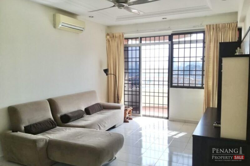 Low Floor Mutiara Place with 2 Carparks for sale! Low Density