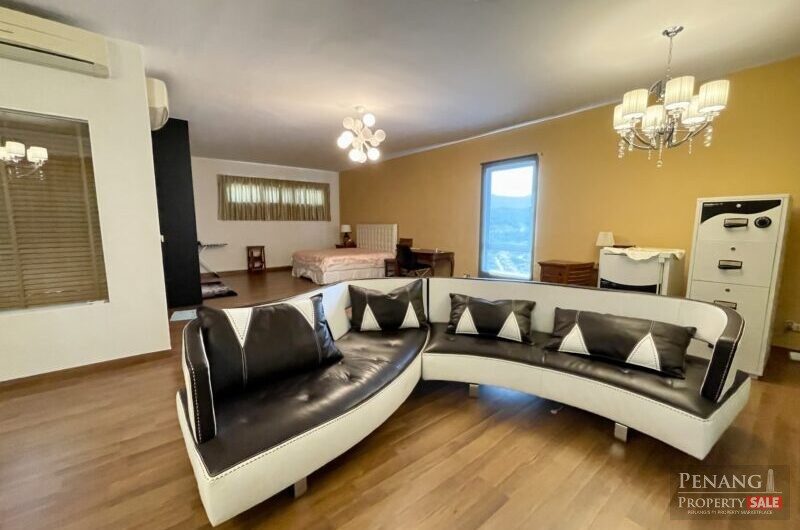 Rare Jelutong Penthouse! Duplex Unit at Central Park with 3 Carparks
