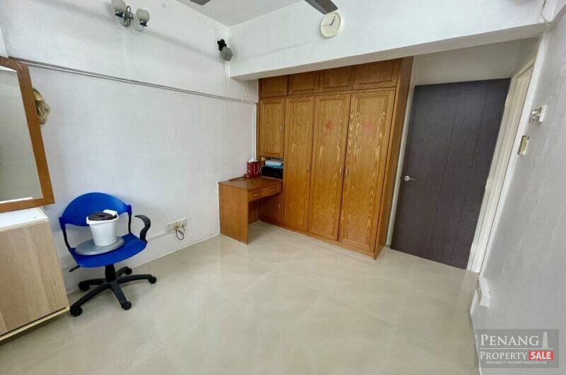 Corner Unit at Desa Baiduri, Renovated Well Maintain with City View