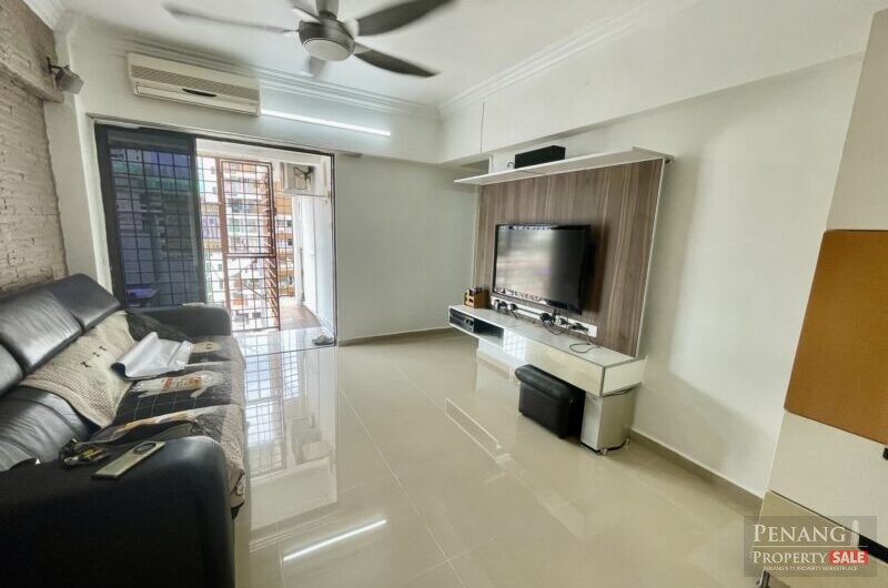 Corner Unit at Desa Baiduri, Renovated Well Maintain with City View