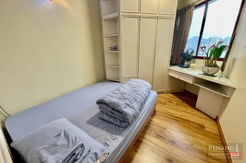 Fully Furnished Seaview Marina Bay Condo