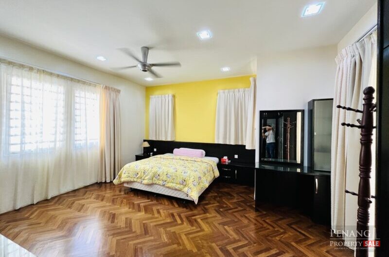 SALE 2.5 Storey Terrace House Corner Unit ARIZA E&O Straits Quay Penang