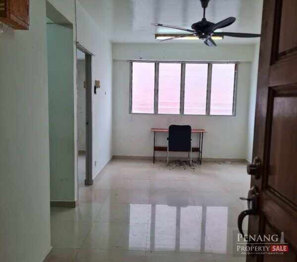 Greenlane Heights Flat Near Penang Bridge, Lam Wah Ee Hospital, Han Chiang College