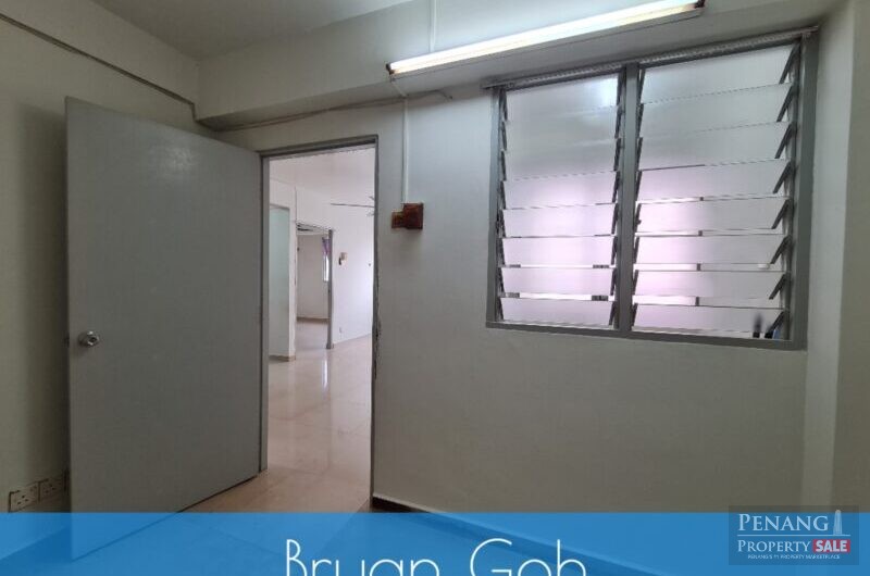 Greenlane Heights Flat Near Penang Bridge, Lam Wah Ee Hospital, Han Chiang College