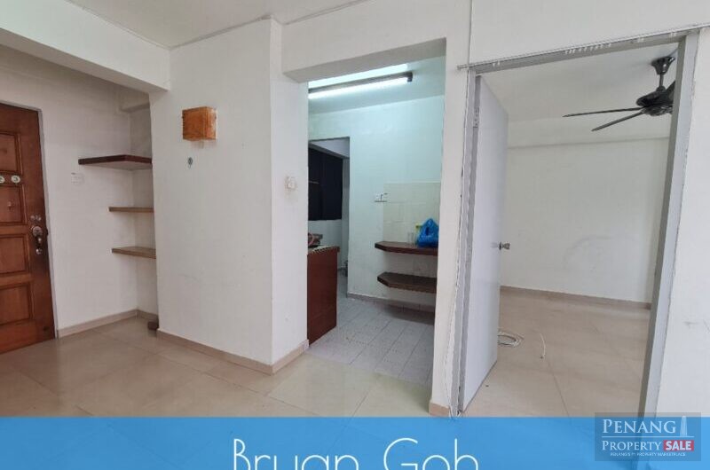 Greenlane Heights Flat Near Penang Bridge, Lam Wah Ee Hospital, Han Chiang College