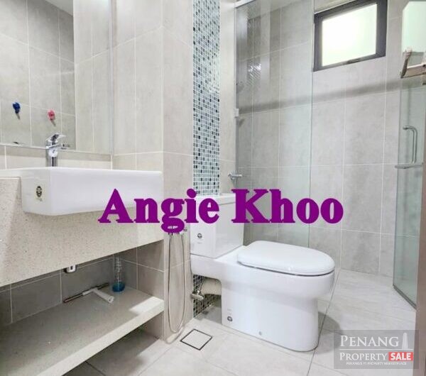 Queens Residence Q1 Fully Furnished & Renovated 950sqft 2 Car Park