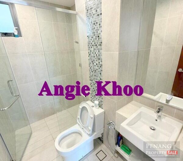 Queens Residence Q1 Fully Furnished & Renovated 1000sqft 2 Car Park