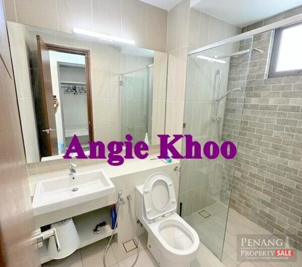 Queens Residence Q1 Fully Furnished & Renovated 1000sqft 2 Car Park