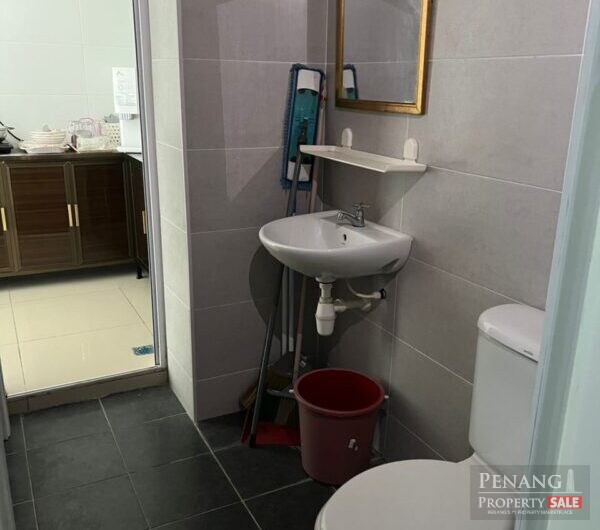 BM City Suites @ BM City Mall – High Floor Freehold Condo ( Partially Renovated & Fully Furnished- Sale )
