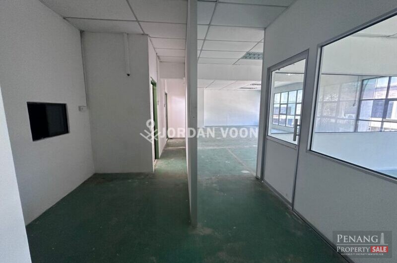 1.5 Storey 2-unit adjoint Terrace Light Industry IKS Juru Warehouse / Factory
